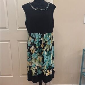 Perceptions Black and Green Midi Dress